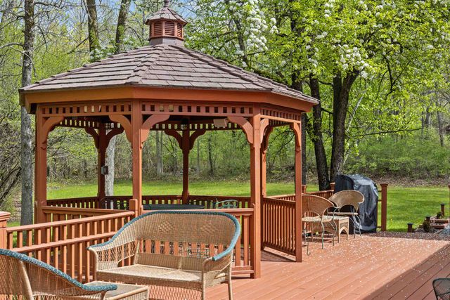 20 Patton Woods Road, Charlotte, VT 05445