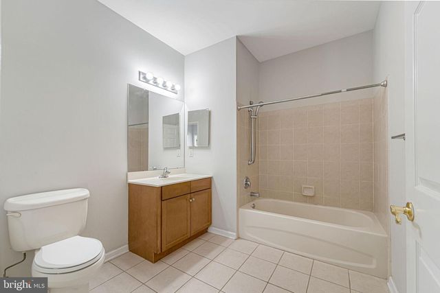 235 MASTERSON CT, Ewing, NJ 08618