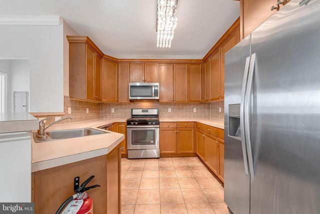 235 MASTERSON CT, Ewing, NJ 08618