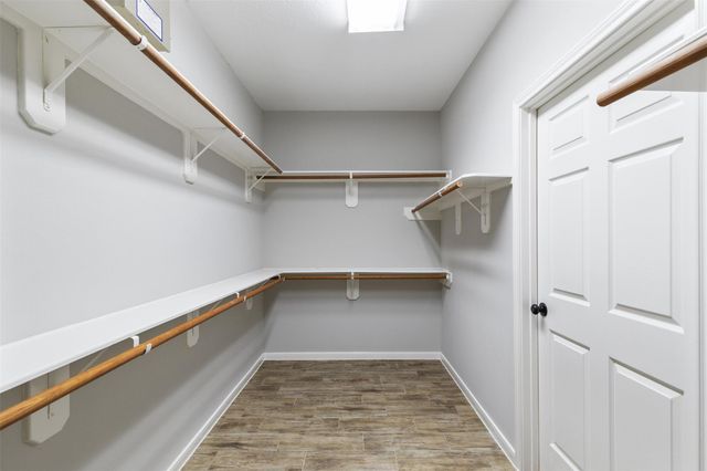 521 Ironwood Forest Drive, Richmond, TX 77469