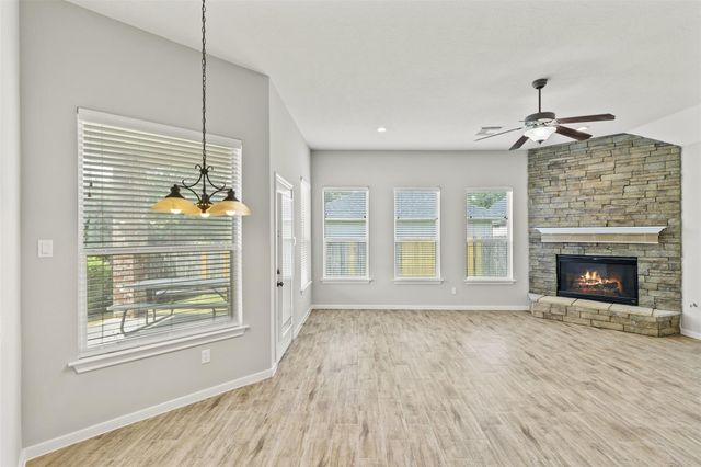 521 Ironwood Forest Drive, Richmond, TX 77469