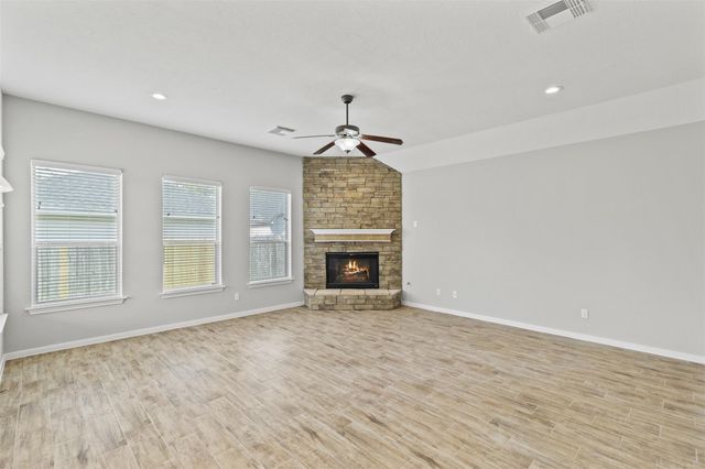 521 Ironwood Forest Drive, Richmond, TX 77469