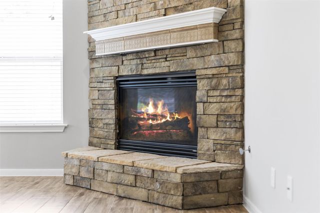 521 Ironwood Forest Drive, Richmond, TX 77469