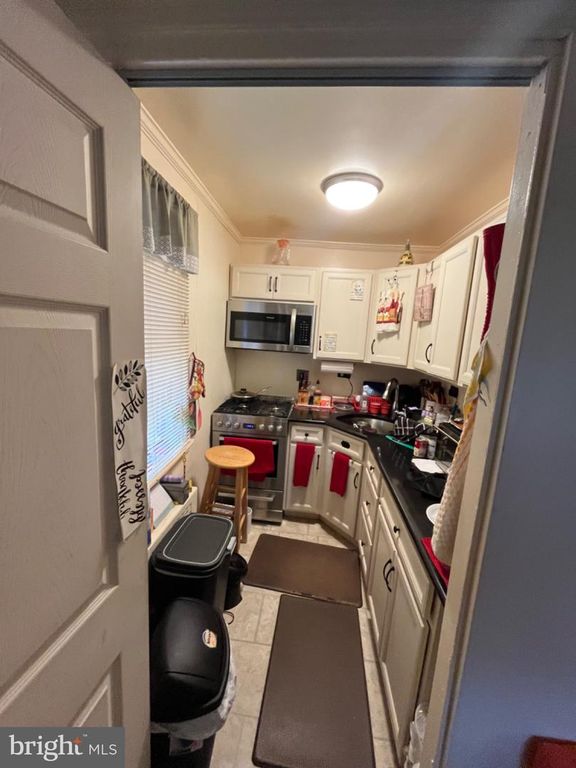 7800 FORREST AVE, PHILADELPHIA, PA 19150 — photo 5