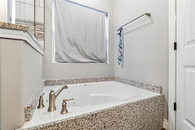 9521 Royal Oak Dr, Corpus Christi, TX 78410