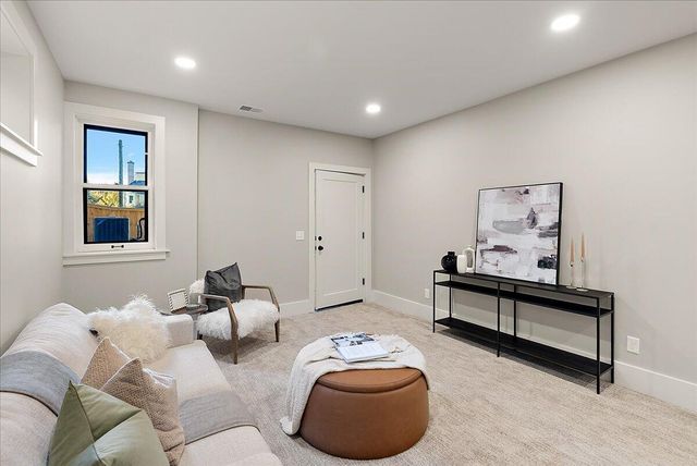 415 Prospect Avenue, Grand Rapids, MI 49503