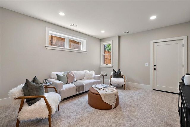 415 Prospect Avenue, Grand Rapids, MI 49503