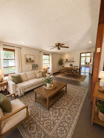 11411 HUGGINS ST, Leesburg, FL 34788