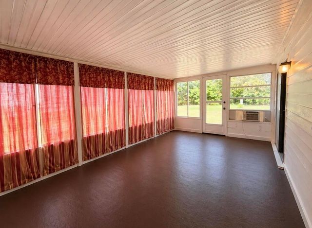 11411 HUGGINS ST, Leesburg, FL 34788