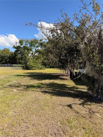 11411 HUGGINS ST, Leesburg, FL 34788