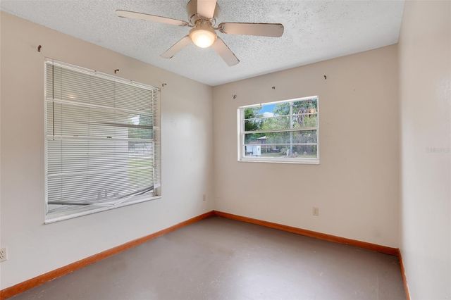 11411 HUGGINS ST, Leesburg, FL 34788