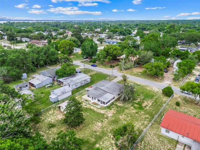 11411 HUGGINS ST, Leesburg, FL 34788