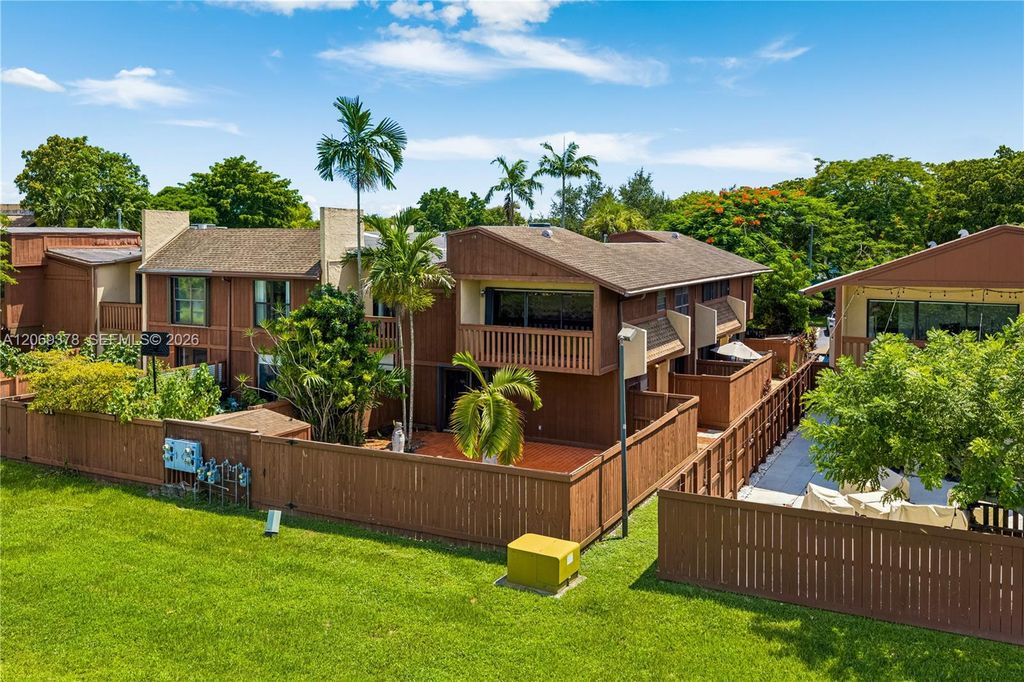6231 SW 116th Place A, Miami, FL 33173