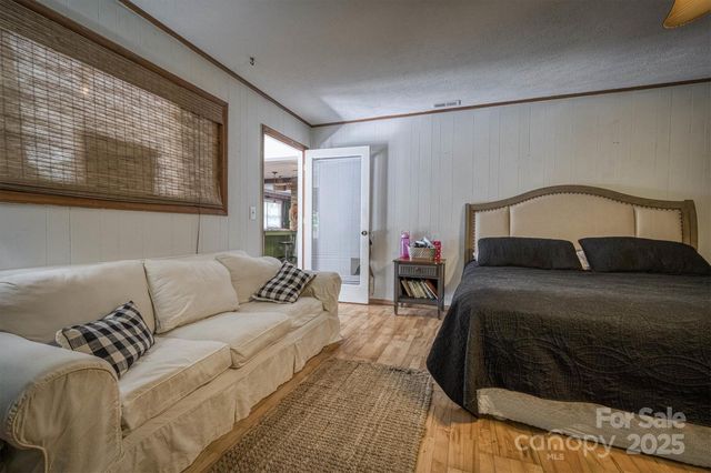 665 Will Robbins Lane, Newland, NC 28657