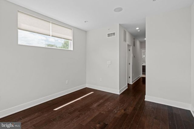 934 N 29TH ST, Philadelphia, PA 19130