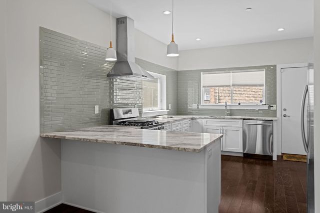 934 N 29TH ST, Philadelphia, PA 19130