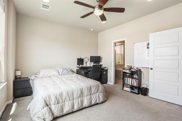 1416 Waterloo Shore LN 3, Austin, TX 78741