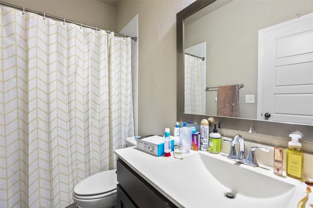 1416 Waterloo Shore LN 3, Austin, TX 78741