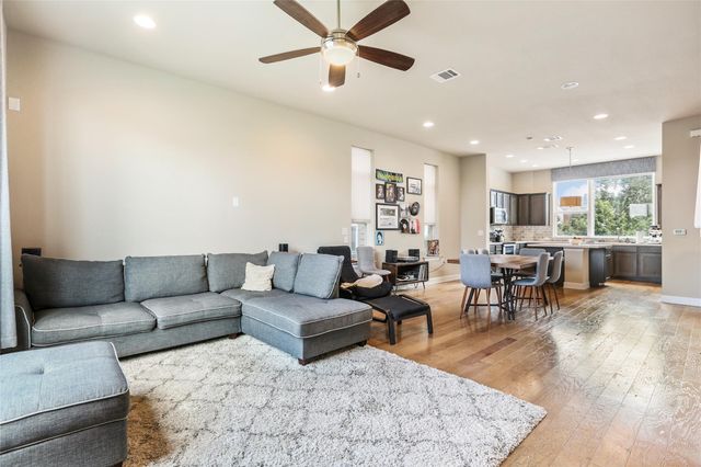 1416 Waterloo Shore LN 3, Austin, TX 78741