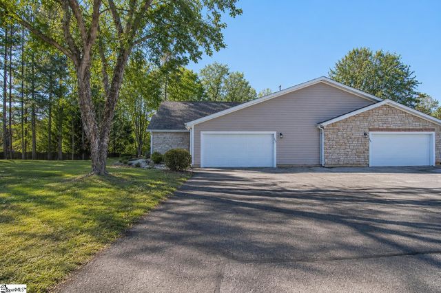 158 Grinders Circle, Greer, SC 29650