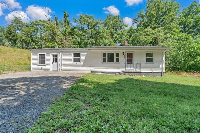 808 John Arthur RD, Boones Mill, VA 24065