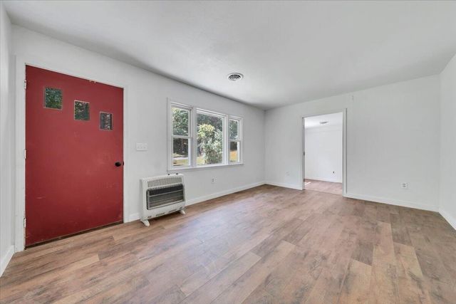 808 John Arthur RD, Boones Mill, VA 24065