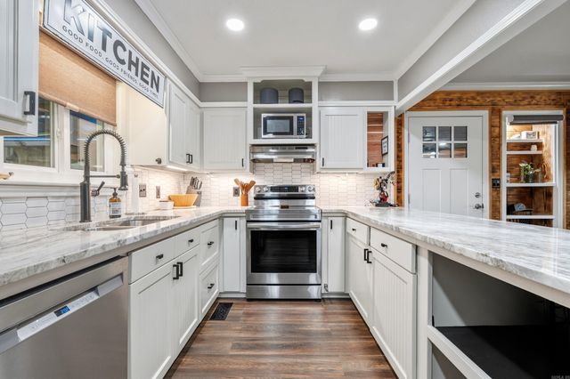 9 Telde Cir Circle, Hot Springs, AR 71909