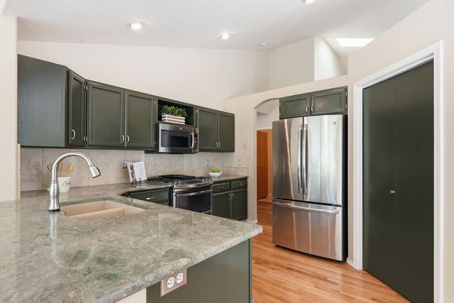 616 E Martingale Ct, Spokane, WA 99224