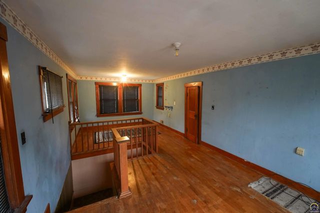 1225 SW Jewell AVE, Topeka, KS 66604