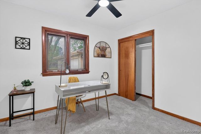 9737 Silverside Drive, South Lyon, MI 48178