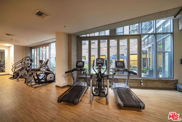 727 W 7th Street 706, Los Angeles, CA 90017