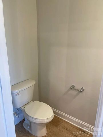 6335 Southgrove Street, Charlotte, NC 28277