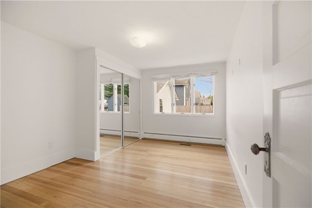 9 Leslie Avenue, Barrington, RI 02806