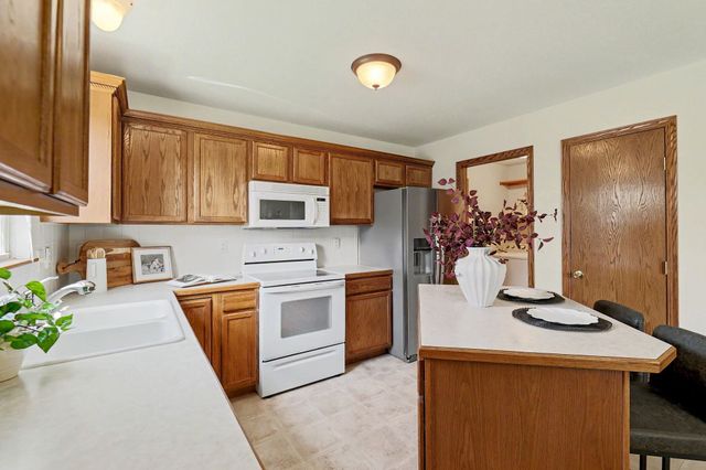 2604 N Rutgers, Wichita, KS 67205