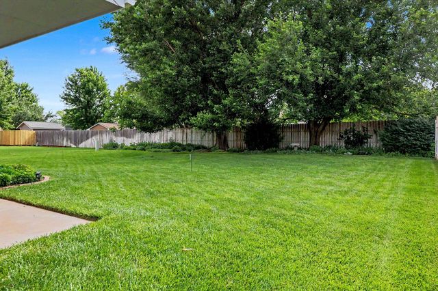 2604 N Rutgers, Wichita, KS 67205