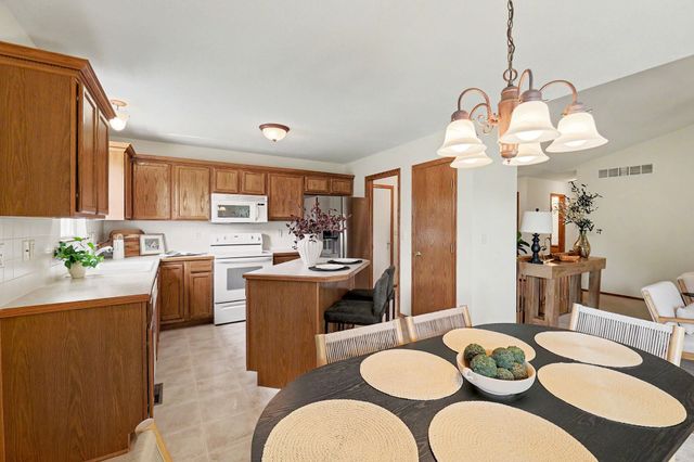 2604 N Rutgers, Wichita, KS 67205
