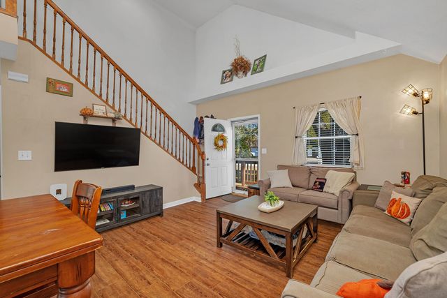 302 N Canal Street, Newark, IL 60541