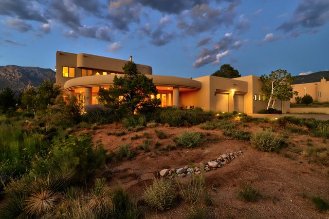 13407 Desert Zinnia Court NE, Albuquerque, NM 87111