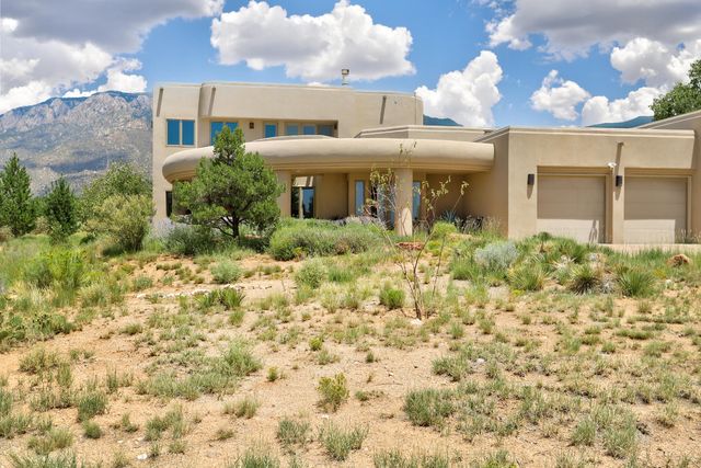 13407 Desert Zinnia Court NE, Albuquerque, NM 87111