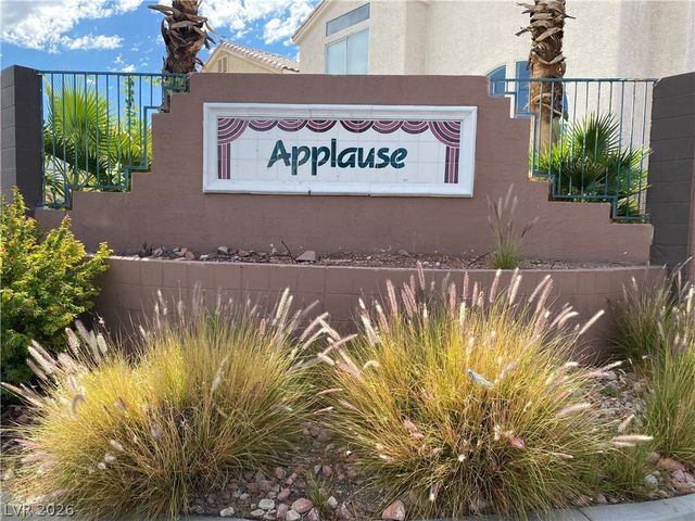 1904 Cedar Bluffs Way, Las Vegas, NV 89128