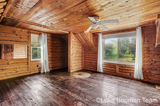 13480 Hickory Street, Fruitport, MI 49415