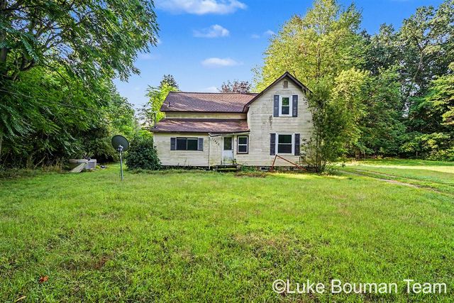 13480 Hickory Street, Fruitport, MI 49415