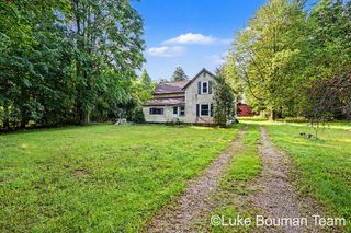 13480 Hickory Street, Fruitport, MI 49415