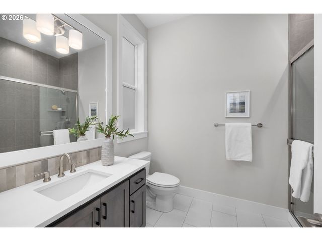 17928 Nw Layla Dr Lot 17, Portland, OR 97229