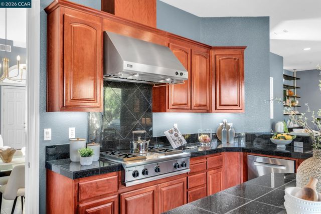 4999 Piper Glen Terrace, Dublin, CA 94568