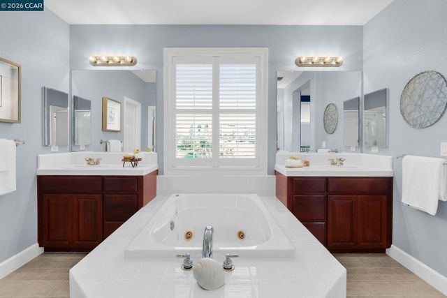 4999 Piper Glen Terrace, Dublin, CA 94568