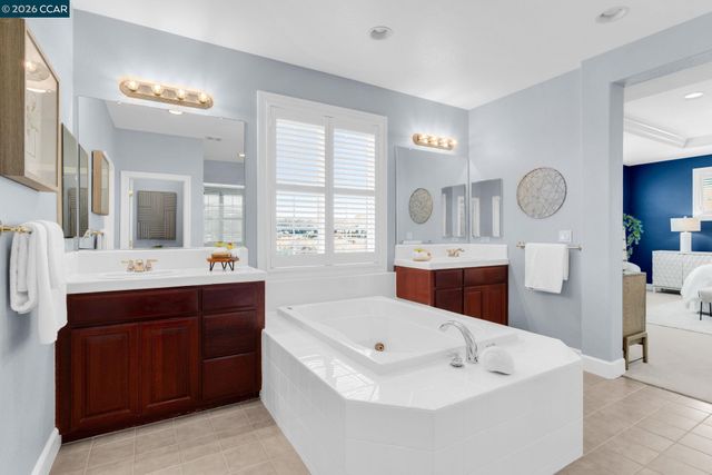 4999 Piper Glen Terrace, Dublin, CA 94568