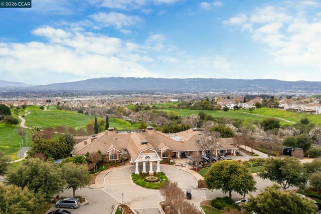 4999 Piper Glen Terrace, Dublin, CA 94568