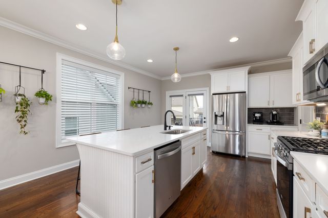 4828 Kintore Dr, Nolensville, TN 37135