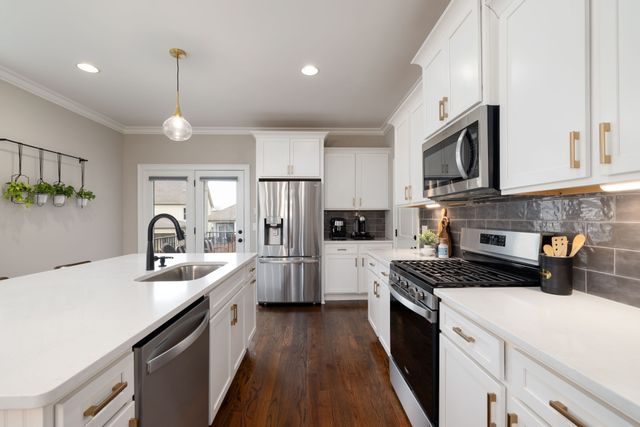 4828 Kintore Dr, Nolensville, TN 37135